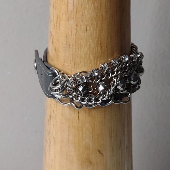 Layered Chain Bracelet - Picture 2 of 14
